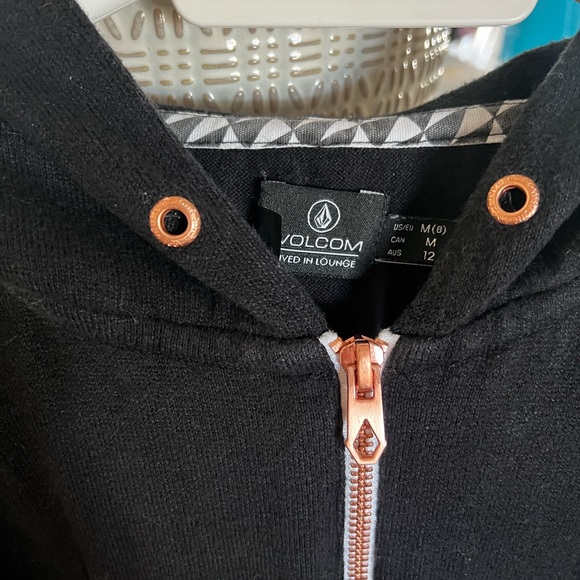 Sweater - Picture 4 of 4